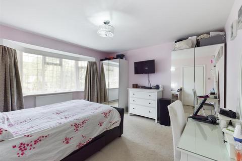 183 Croham Valley Road, South Croydon, CR2 7RF