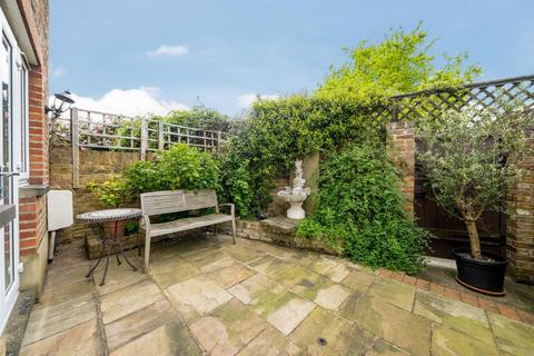 46a East Road, Kingston Upon Thames, KT2 6EL
