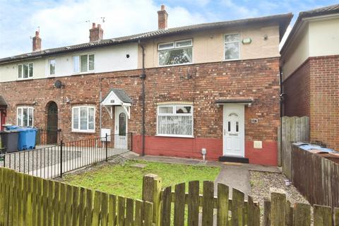 3 bedroom end of terrace house for sale, North Road, Hull