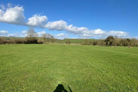 Land for sale, 13.66 acres of Land off Bradbourne Road, Ashbourne