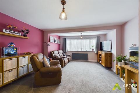 69 Fairham Road, Stretton, Burton-on-trent, DE13 0BS