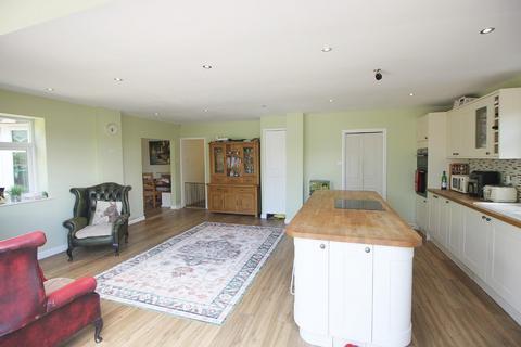 25 Oak Road, Southampton, SO19 9BQ