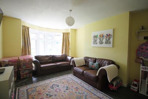 25 Oak Road, Southampton, SO19 9BQ