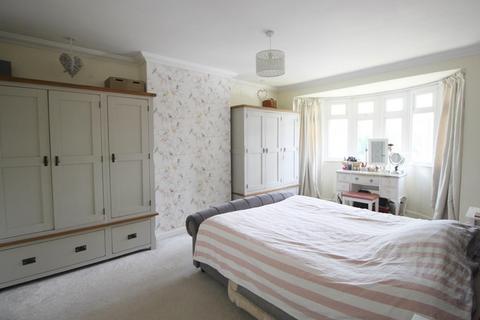 25 Oak Road, Southampton, SO19 9BQ