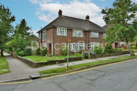 3 bedroom semi-detached house for sale, Aberdale Gardens, Potters Bar EN6
