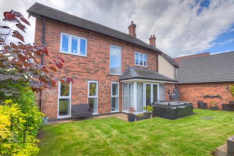 4 bedroom detached house for sale, Spring Avenue, Ashby-De-La-Zouch