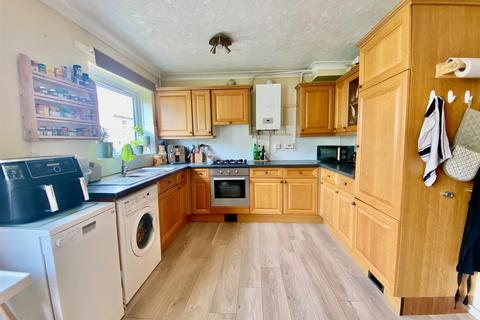 3 bedroom semi-detached house for sale, Church Street, Whittlesey