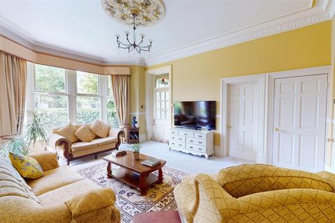4 bedroom detached house for sale, Horsfall House, Cemetery Road, BD6