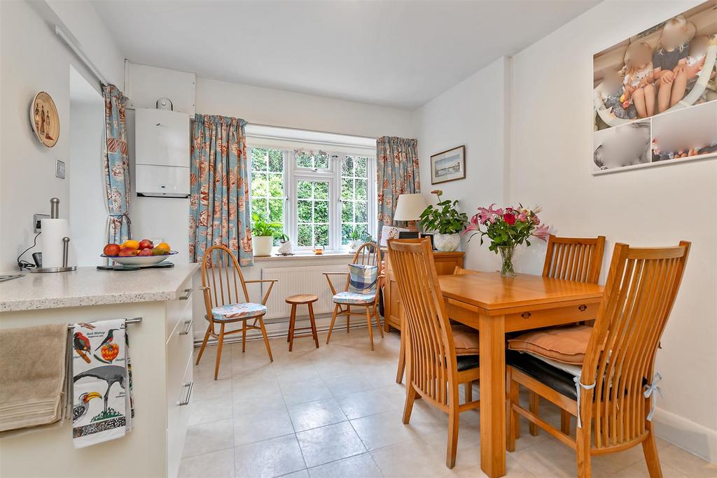 5 Grange Court-10.jpg