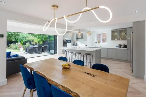 20 Blacklow Road, Warwick, CV34 5SZ