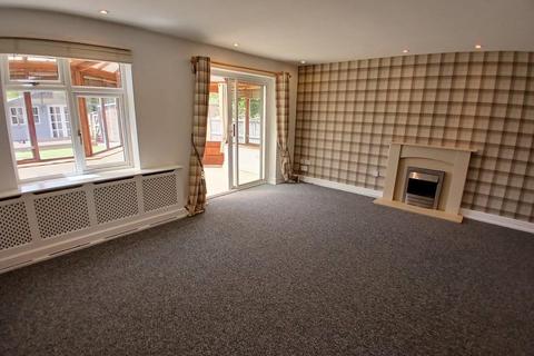 3 bedroom semi-detached house to rent, St Georges Road, Kent CT13