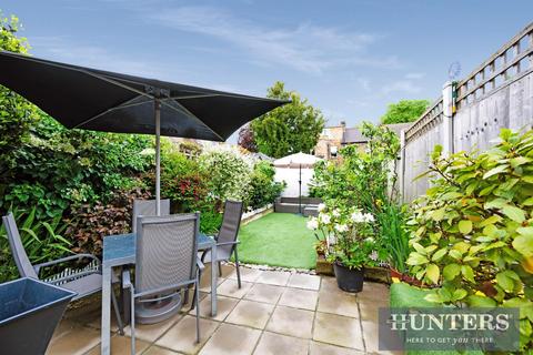 6 Stanley Road, Hounslow, TW3 1XY