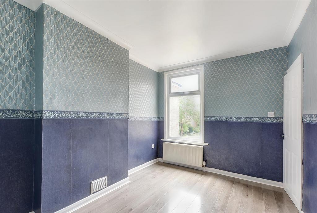 Bedroom 2 2.jpeg