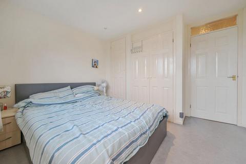 1 bedroom apartment for sale, Medina Close, Wokingham RG41