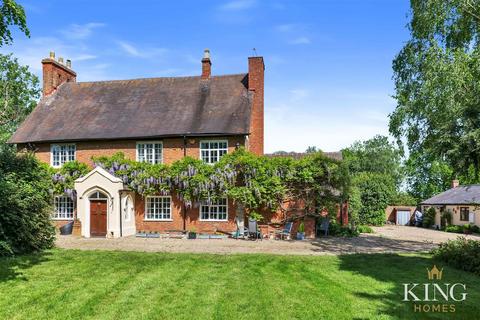 7 bedroom detached house for sale, Priory Farm & Priory Cot, 2.7 acres, Studley