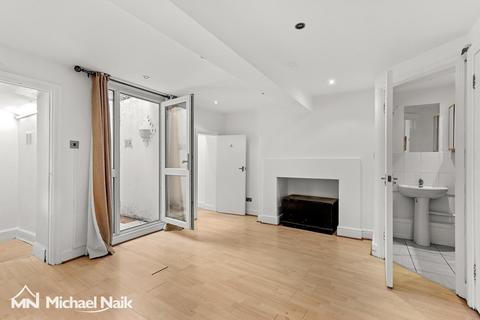 2 bedroom flat for sale, 2 Nevill Road, London N16