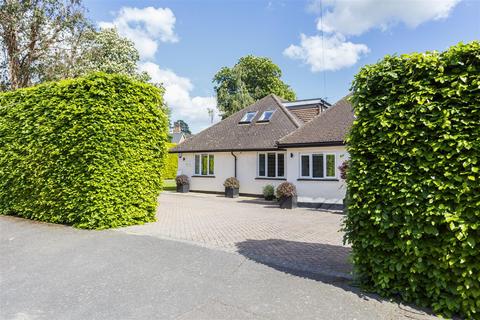 3 bedroom detached house for sale, Charlwood Drive, Oxshott