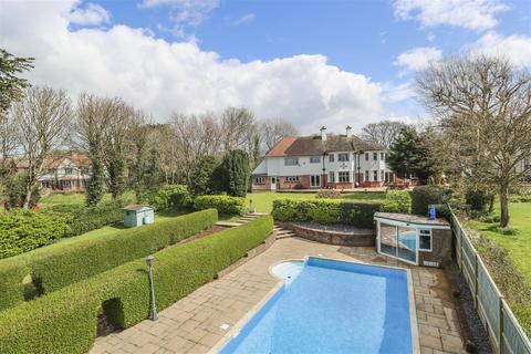 5 bedroom detached house for sale, Firle Road, Seaford