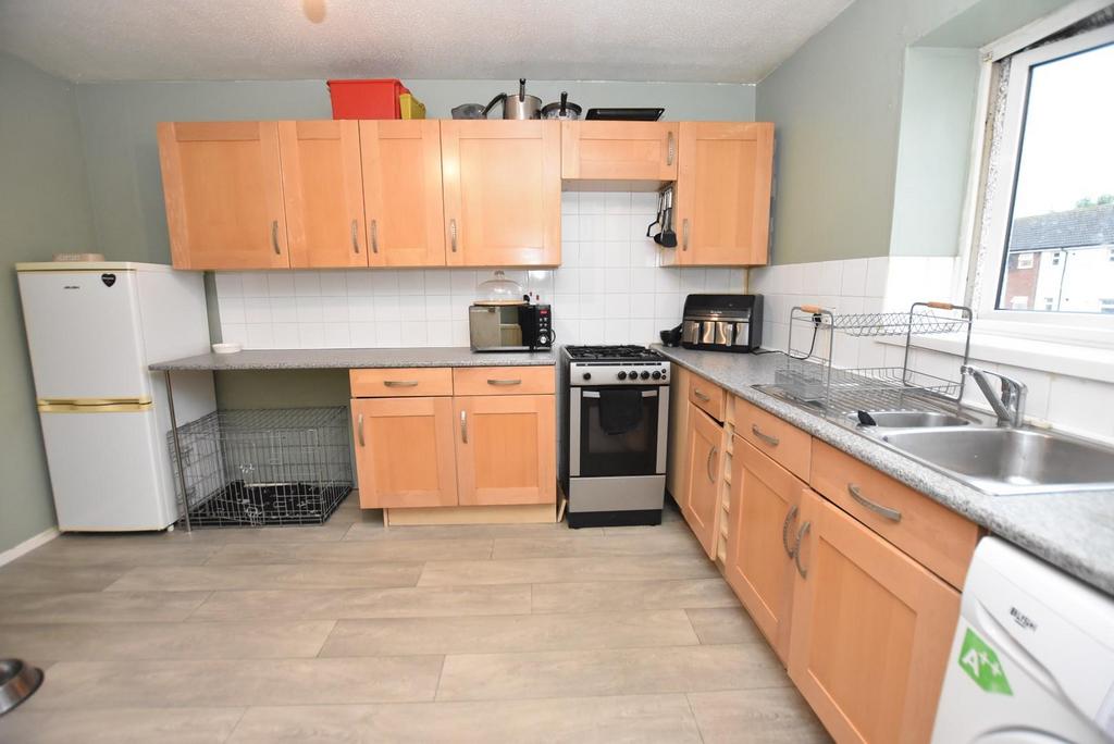 Kitchen (2).jpg