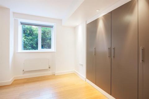 2 bedroom flat to rent, Green Lanes, London, N16