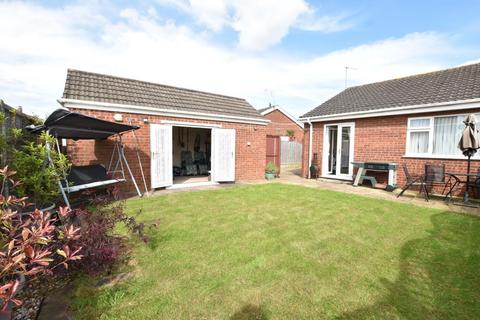 2 bedroom semi-detached bungalow for sale, The Meadows, Burringham, Scunthorpe