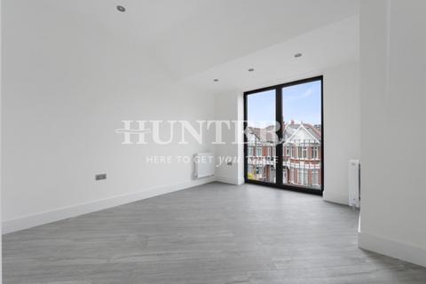 4 bedroom flat for sale, Anson Road, London, NW2