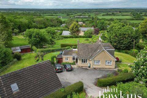 5 bedroom detached bungalow for sale, Greenhill, Royal Wootton Bassett SN4 8