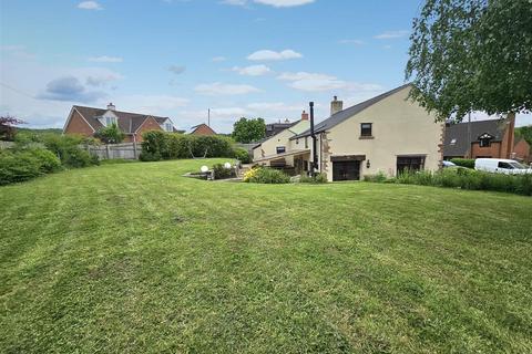 4 bedroom detached house for sale, Latchen, Longhope