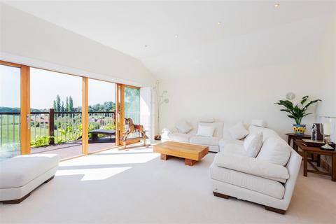 5 bedroom detached house for sale, Widmore Lane, Sonning Common RG4