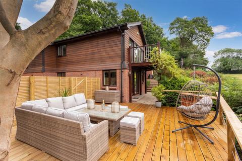 5 bedroom detached house for sale, Widmore Lane, Sonning Common RG4