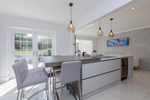 3 bedroom detached house for sale, Valley Road, Henley-On-Thames RG9