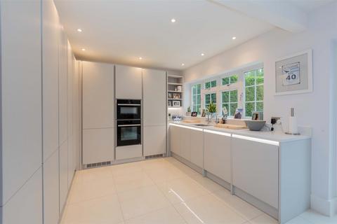 20 Valley Road, Henley-on-thames, RG9 1RR