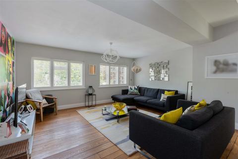 20 Valley Road, Henley-on-thames, RG9 1RR