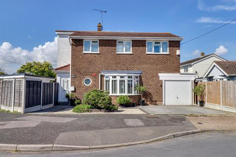 4 bedroom detached house for sale, Maurice Road, Canvey Island SS8
