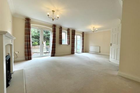 3 bedroom terraced house for sale, West Park Close, Stratford-Upon-Avon CV37