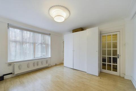 Studio for sale, Edgware Road, London