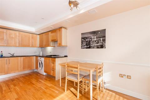 1 bedroom apartment for sale, Ferry Quays | Brentford | TW8 0AT