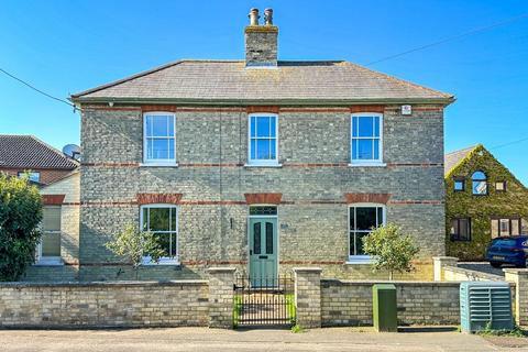 4 bedroom detached house for sale, High Street, Rampton, Cambridge