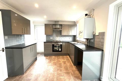 9 Eagle Close, Walsall, WS6 7LA