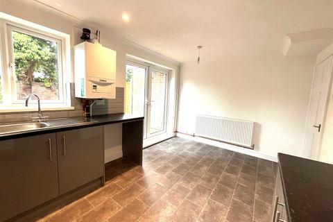 9 Eagle Close, Walsall, WS6 7LA
