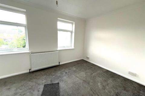 9 Eagle Close, Walsall, WS6 7LA