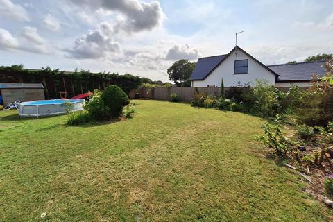 6 bedroom detached bungalow for sale, Redstone Road, Narberth