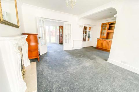 4 bedroom semi-detached house to rent, Blondvil Street, Cheylesmore, Coventry, CV3 5EQ