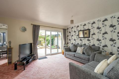 3 bedroom semi-detached house for sale, Ashurst Close, North Bersted, Bognor Regis