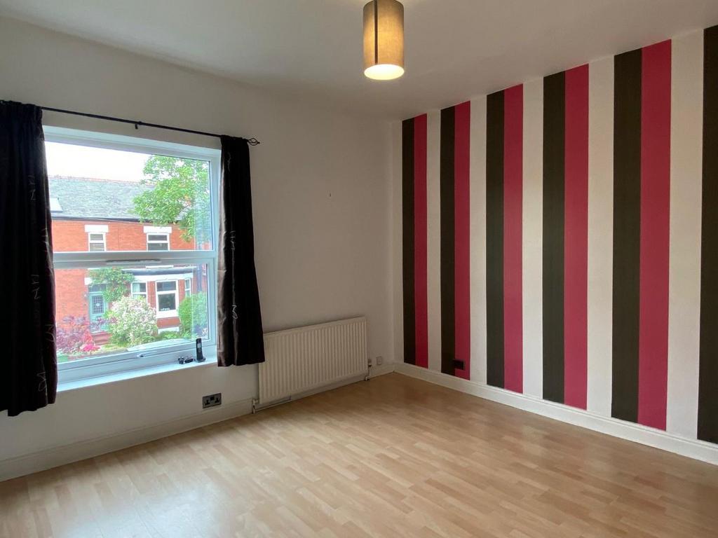Bedroom 1 1.jpg