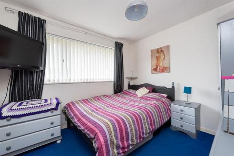 30 Bartok Close, Basingstoke, RG22 4DT