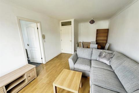 2 bedroom apartment to rent, Oxford Court, Oxford Road, Waterloo
