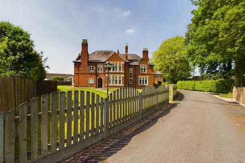 9 bedroom detached house for sale, Old Vicarage Gardens, Skellingthorpe, Lincoln