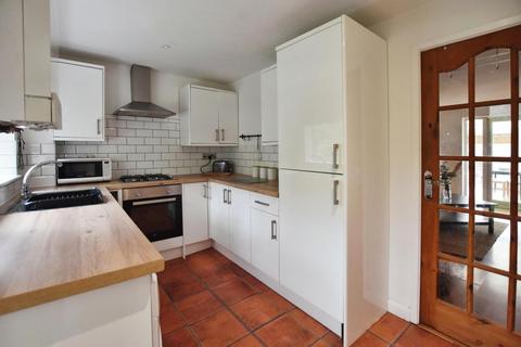 2 bedroom terraced house to rent, The Ridings, Bristol, BS13 8NU