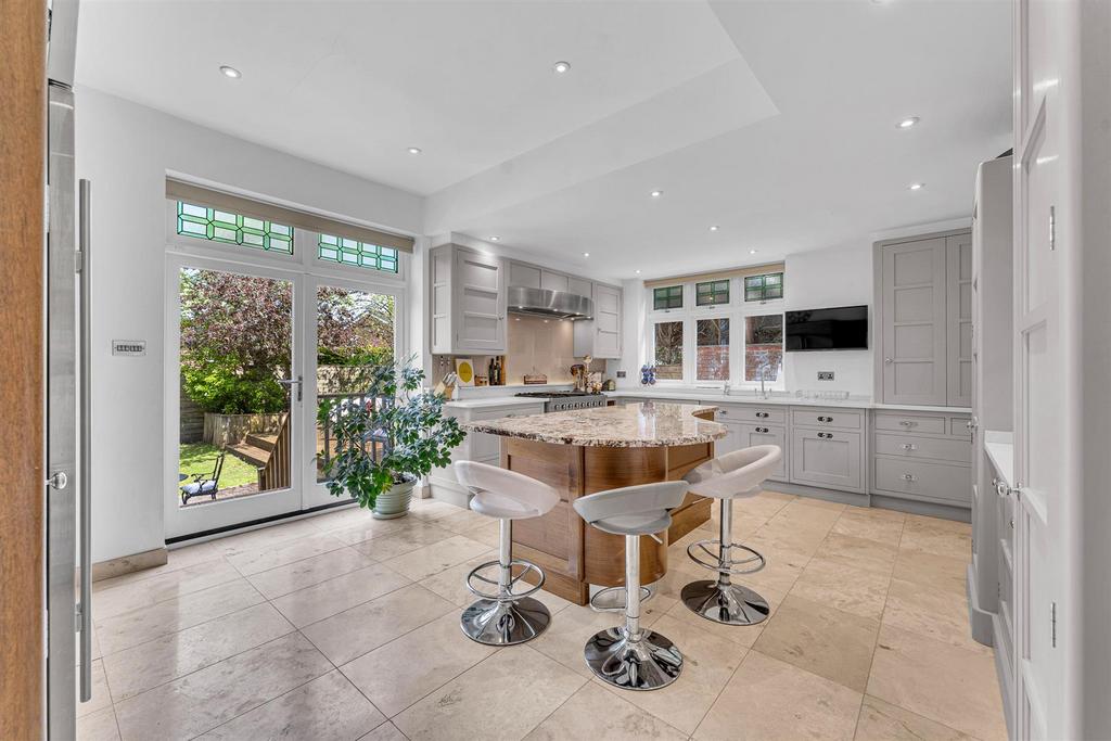 Breakfast Kitchen